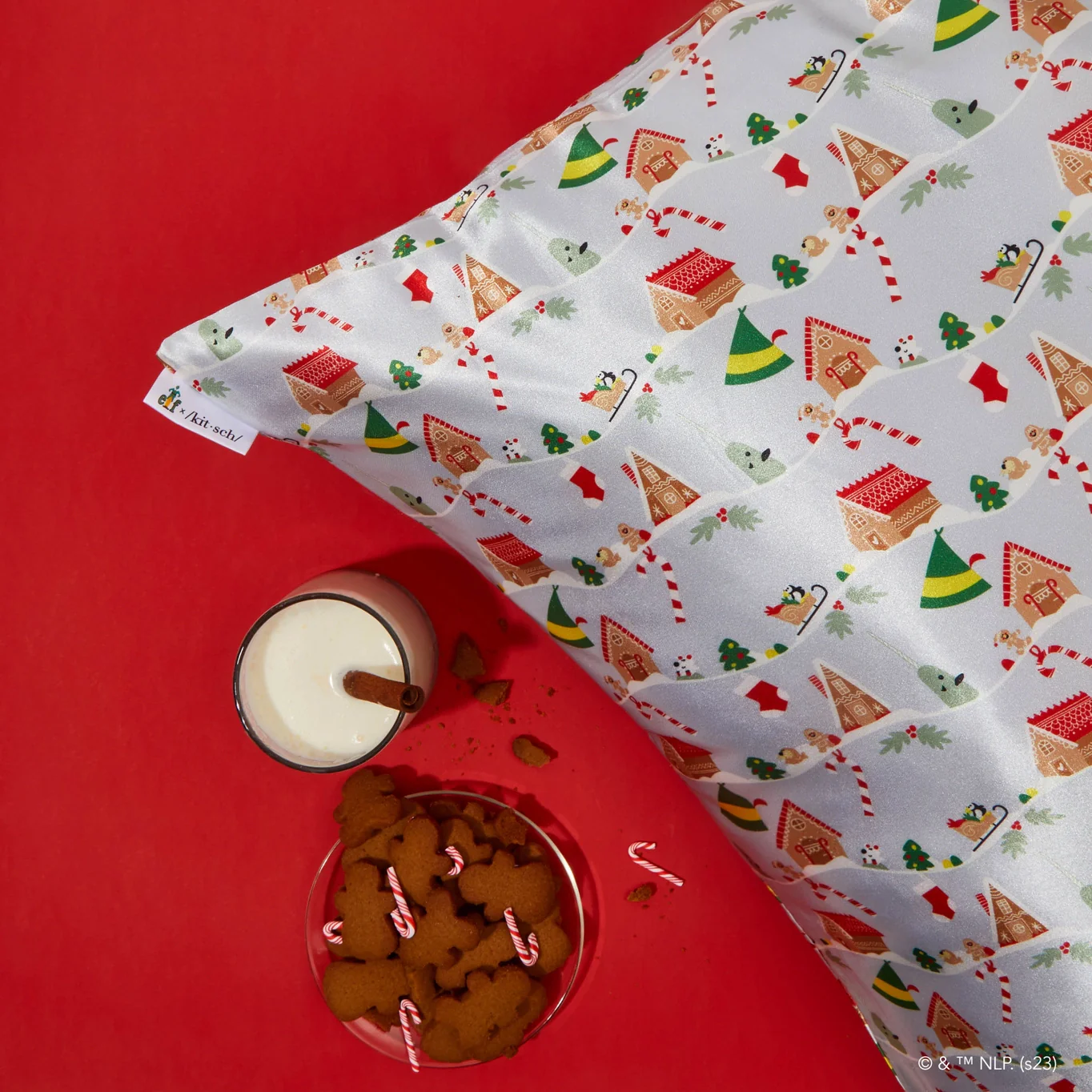 Elf x Kitsch Satin Pillowcase Standard/Queen Size - Image 4
